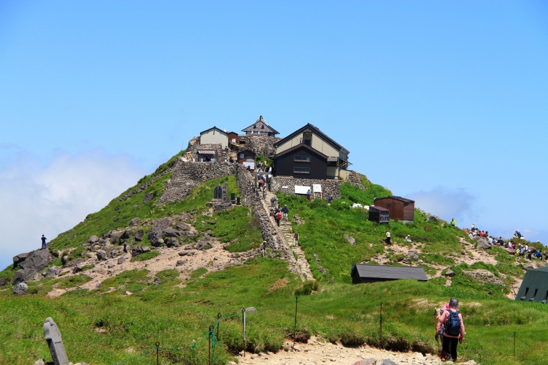 鳥海山・月山トレッキングに行こう