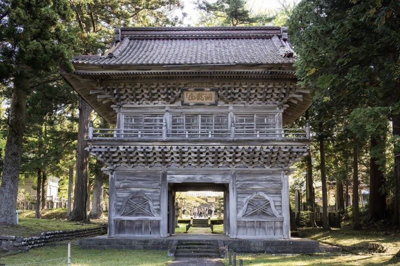 みどころ満載の絵になるお寺